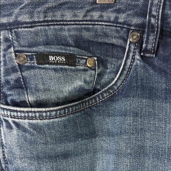 Hugo Boss Men's Blue Jeans Size 38x32 - Picture 2 of 13